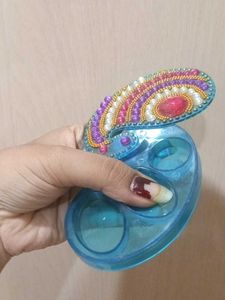 CONTAINER THINGY