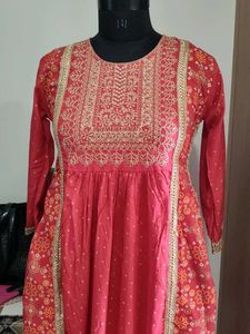 Elegant Red Embroidered Kurta Set