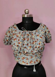 Floral Puff Sleeve Crop Top