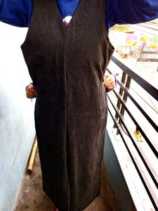 Brown v-neck trending dress