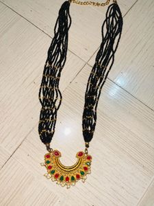 Beaded Black &amp; Gold Necklace