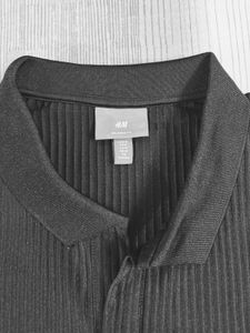 RARE TO FIND — H&amp;M PLEATED OVERSIZED T-SHIRT