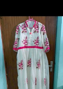White Floral Embroidered Anarkali