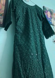 ELEGANT GREEN CHIKANKARI KURTI WITH MIRROR