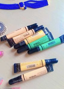 Lipstick &Conceal and Earing An