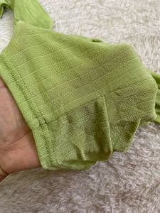 Green Long Sleeve Top