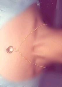 Shell Pearl Gold Necklace