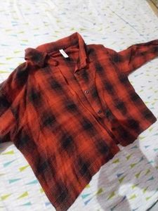 Red Plaid Crop shirt