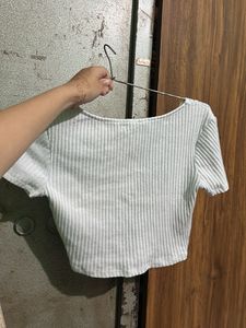Ribbed V-Neck Crop Top