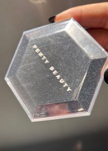 Fenty Beauty Diamond Bomb Highlighter