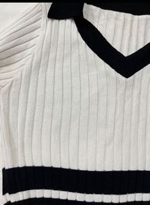 V Neck Crop Top