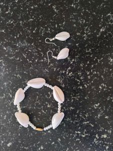 handmade elastic real seashell bracelet and earrin