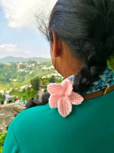 crochet Sakura hairtie
