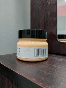 Loreal Paris Absolut Repair Mask.