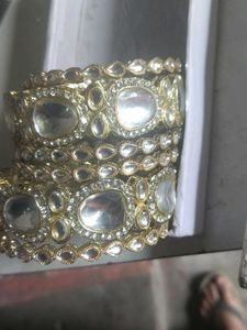 Kundan Bangles (Set of 6)