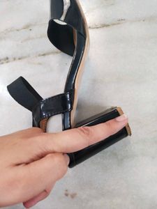 Trendy Heels