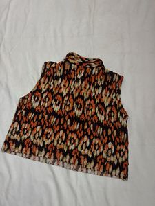 Chinese neck crop top