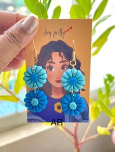 Dual Tone Flower Dangler