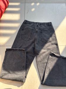 black High-Waisted Jeans