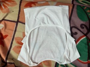 White Sleeveless blackless Top