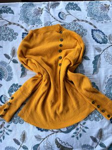 🌻Affordable!!!! Yellow Buttoned Knit Sweater🌻