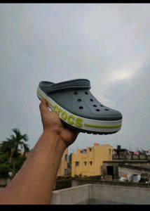 ₹1000 Crocs Grey Unused