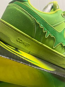 RADIOACTIVE Comet Sneakers 👟 ORIGINAL UK-9