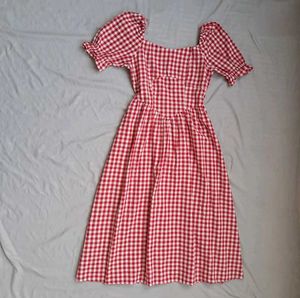 Gingham Bodice Structured Dress With Inner Lining