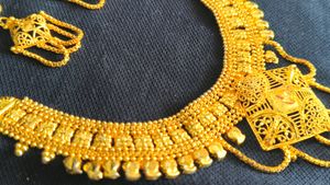 Covering Necklace and Earrings Set