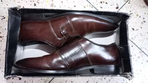 Salvatore Ferragamo Leather Shoes For Men, Size 8