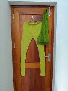 Elegant Red Kurta Matching Leggins and Duppatta