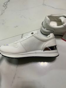 White Casual Shoes for Women from Ginger-siz