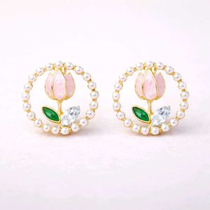 Tulip Pearl Earrings
