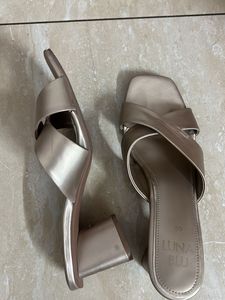 Luna Blu Sandals