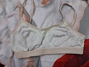 Women&#39;s Bra 7 And 3 Briefs