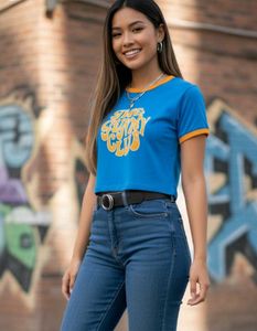 Max Graphic Crop Tee