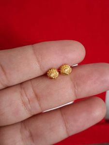 Beautiful Flowers 💐 Desine Studs
