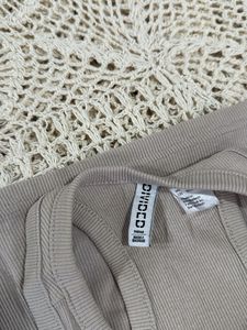 Ribbed Tank Top - Casual Style