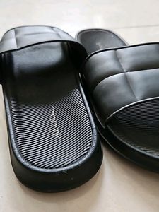 Mast &amp; Harbour Black Sliders