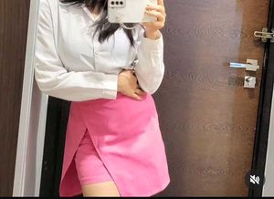 Hi I'm Selling This Skirt Which Is Absolutely New