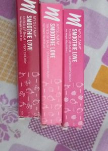 Myglamm Smoothie Tinted Lip Balms