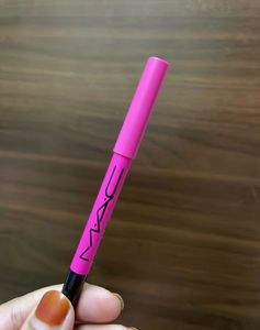 MAC Kajal Eyeliner