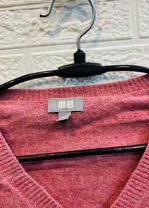 🇯🇵 Uniqlo Imported Sweater