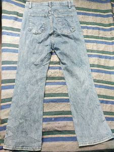 This Is Fully Strachavel Jeans 👖