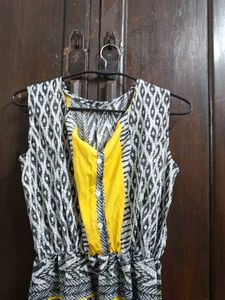 Patterned Yellow Accent Dress