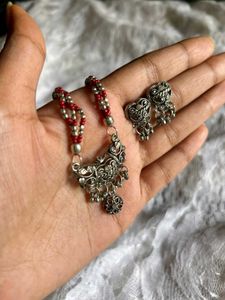 Silver Necklace & Earring Set