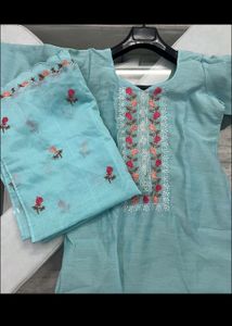 KURTA AND CHUNNI (Women)