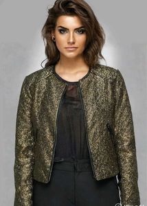 Royal Gold Patterned Jacket -Vero Moda
