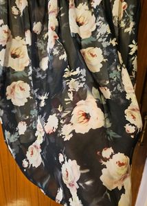 Short sleeveless dress printed design