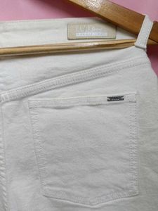 Elle White Denim Shorts - Size 30